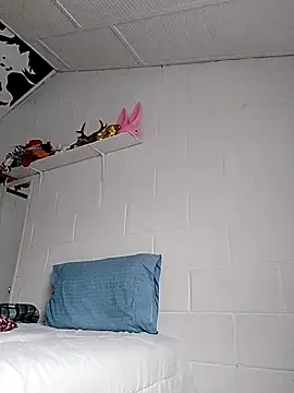 oxxy jean online show from February 2026 12:57:02 PM