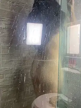 Snapshot of LuluMonroe_Eup chatting on September 2025 08:31:01 PM LuluMonroe Eup online show from September 2025 08:31:01 PM