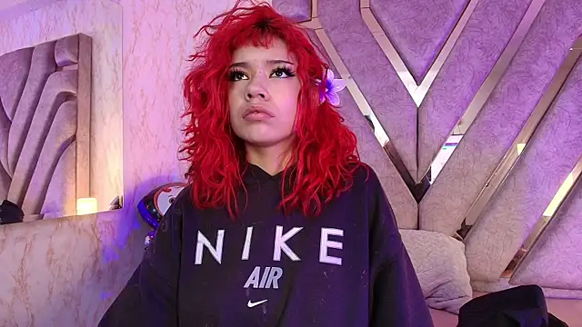 Snapshot of redd_pandaa chatting on October 2025 04:04:02 AM redd pandaa online show from October 2025 04:04:02 AM