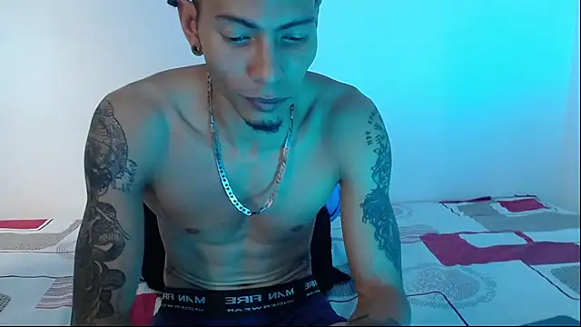 Snapshot of Daniel_laverde chatting on September 2025 07:03:02 PM Daniel laverde online show from September 2025 07:03:02 PM