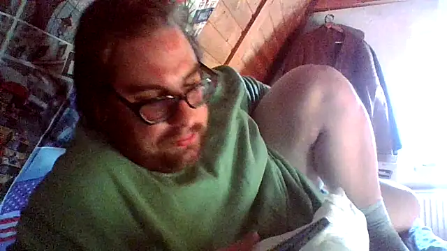 Snapshot of chubbyDavid1998 chatting on October 2025 12:20:01 PM chubbyDavid1998 online show from October 2025 12:20:01 PM