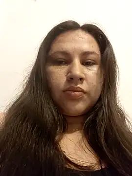victoriadaniela online show from May 2026 11:18:01 AM