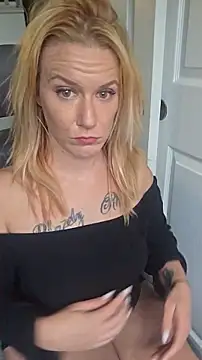 RhondaRump online show from July 2026 10:35:02 PM