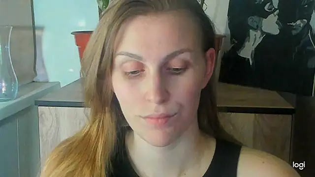 Snapshot of JuliaMuuun chatting on May 2026 08:06:02 PM JuliaMuuun online show from May 2026 08:06:02 PM