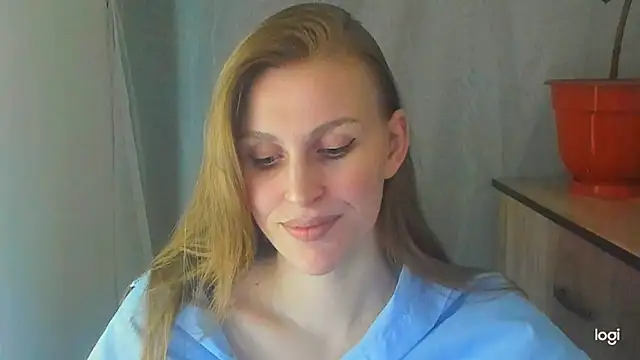 Snapshot of JuliaMuuun chatting on June 2026 07:59:01 PM JuliaMuuun online show from June 2026 07:59:01 PM