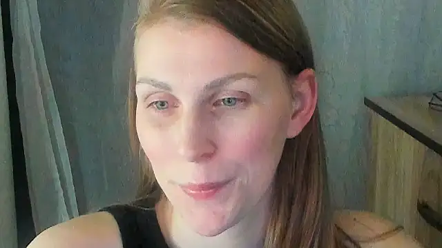 Snapshot of JuliaMuuun chatting on June 2026 09:13:01 PM JuliaMuuun online show from June 2026 09:13:01 PM