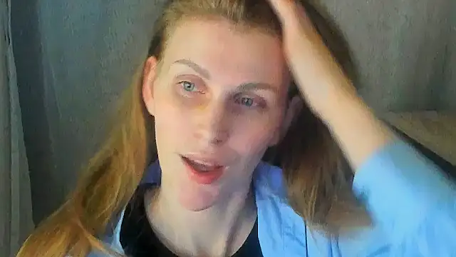 Snapshot of JuliaMuuun chatting on June 2026 09:53:02 PM JuliaMuuun online show from June 2026 09:53:02 PM