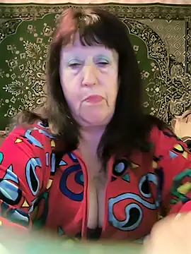 CrystalLime6411 online show from April 2026 06:35:02 AM