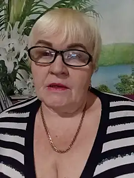 VioletSweet5566 online show from November 2025 01:37:01 PM