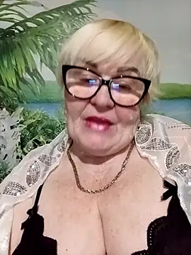 VioletSweet5566 online show from March 2026 06:35:02 PM