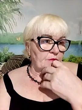 VioletSweet5566 online show from May 2026 06:13:02 PM
