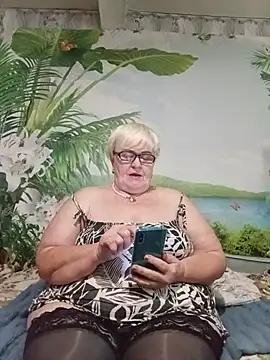 VioletSweet5566 online show from July 2026 04:26:02 PM