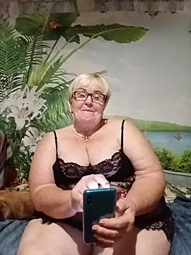 VioletSweet5566 online show from July 2026 07:39:01 PM