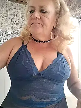 Snapshot of Belladama61 chatting on February 2026 05:03:02 PM Belladama61 online show from February 2026 05:03:02 PM