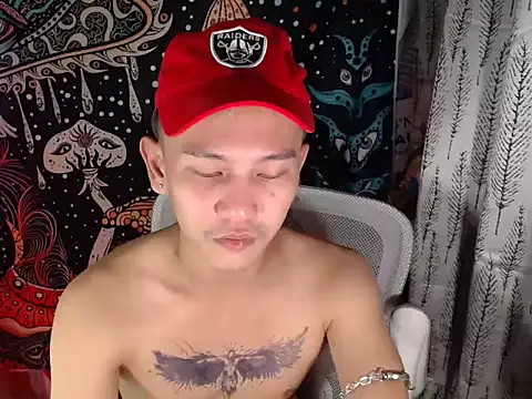 RalfAsian25 online show from May 2026 10:42:02 AM