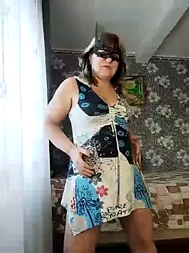 Snapshot of AliceGold5231 chatting on January 2026 07:23:01 AM AliceGold5231 online show from January 2026 07:23:01 AM