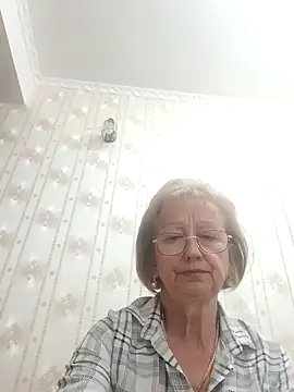 AlikaSwan5821 online show from September 2025 02:19:01 PM