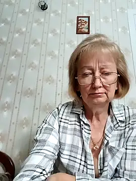 AlikaSwan5821 online show from October 2025 01:42:02 PM