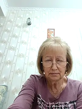 AlikaSwan5821 online show from October 2025 01:20:01 PM