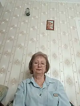 AlikaSwan5821 online show from February 2026 12:55:01 PM