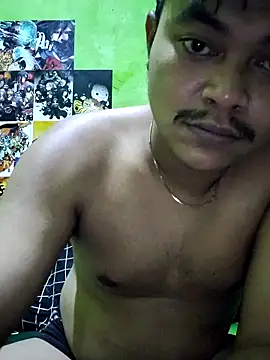 Snapshot of bagasFreedom chatting on May 2026 06:37:02 PM bagasFreedom online show from May 2026 06:37:02 PM