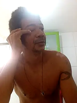 moreno25centimetro online show from December 2025 10:33:01 AM