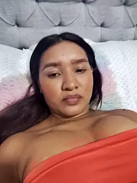 Snapshot of lunanigth chatting on April 2026 02:34:01 AM lunanigth online show from April 2026 02:34:01 AM