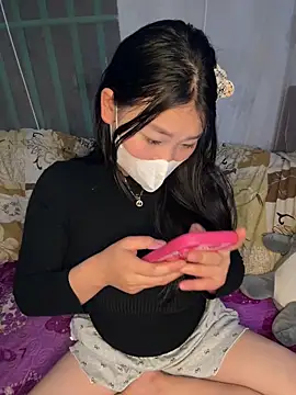 Snapshot of Samcutes chatting on December 2025 01:28:02 PM Samcutes online show from December 2025 01:28:02 PM