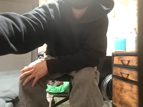 Molly Erik online show from March 2026 09:02:02 AM