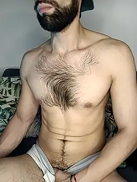 Enzo-wolf33 online show from October 2025 02:20:02 AM