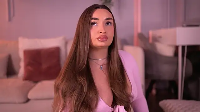 Snapshot of MillaSerene chatting on April 2026 05:43:02 AM MillaSerene online show from April 2026 05:43:02 AM
