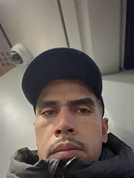 alberto5987 online show from December 2025 06:51:01 AM