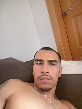 alberto5987 online show from April 2026 08:08:01 AM