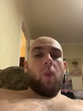 LuckyGirlfriends online show from January 2026 06:32:02 PM