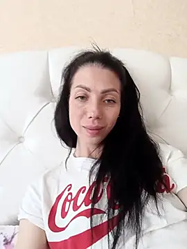 Snapshot of Princessa99885 chatting on June 2026 11:44:02 AM Princessa99885 online show from June 2026 11:44:02 AM