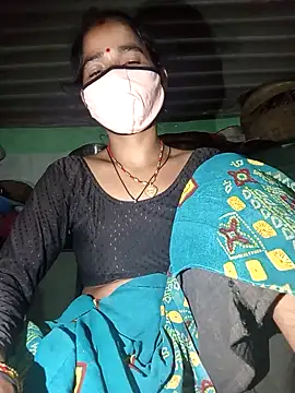 MISS LOVE 001 online show from October 2025 05:44:02 PM