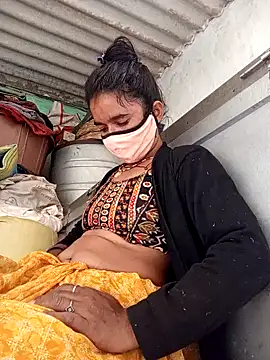 MISS LOVE 001 online show from October 2025 05:48:02 AM