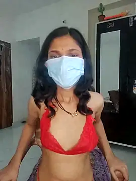Shivani2002 online show from April 2026 09:55:01 AM