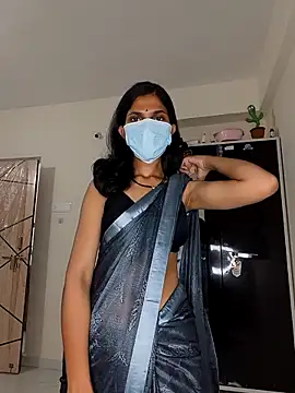 Shivani2002 online show from May 2026 05:08:02 PM
