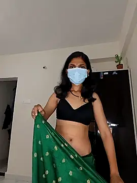 Shivani2002 online show from May 2026 04:46:02 PM