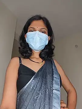 Shivani2002 online show from July 2026 12:00:01 PM