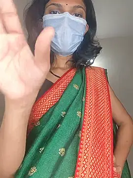 Shivani2002 online show from July 2026 05:05:02 PM