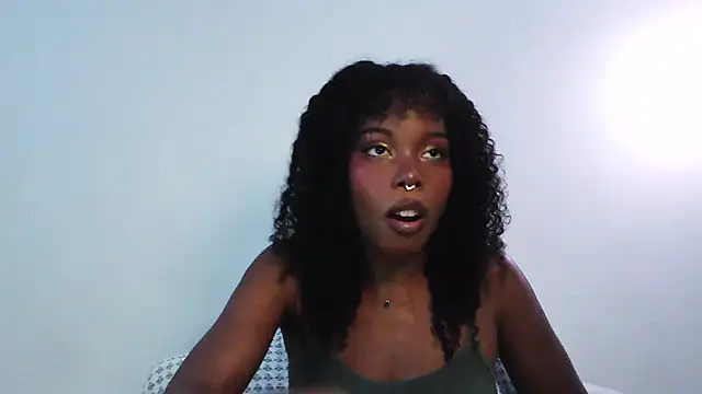 SparklingSoleil online show from October 2025 09:24:01 PM