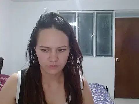 Snapshot of yarafuckass chatting on May 2026 03:58:01 AM yarafuckass online show from May 2026 03:58:01 AM