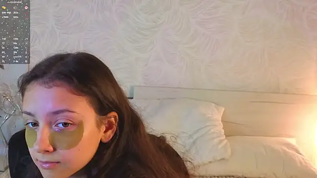 Snapshot of GiseleLamos chatting on September 2025 03:07:02 AM GiseleLamos online show from September 2025 03:07:02 AM