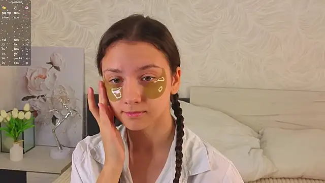 Snapshot of GiseleLamos chatting on September 2025 03:31:01 AM GiseleLamos online show from September 2025 03:31:01 AM