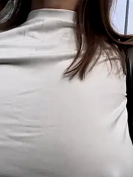 Snapshot of Tasty_pants chatting on April 2026 07:35:01 AM Tasty pants online show from April 2026 07:35:01 AM