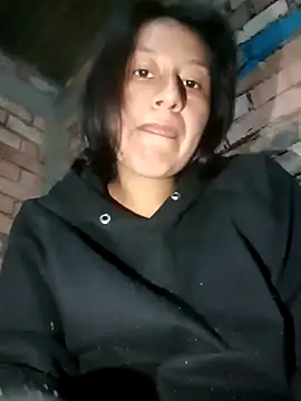 Snapshot of LUNAROSE_SEX chatting on September 2025 02:02:01 AM LUNAROSE SEX online show from September 2025 02:02:01 AM