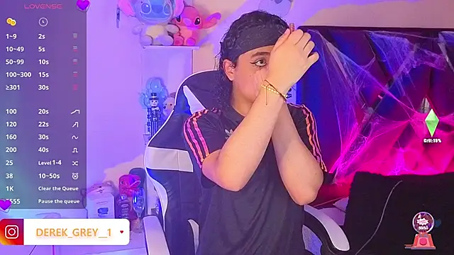 derek greyy  online show from October 2025 07:14:01 PM