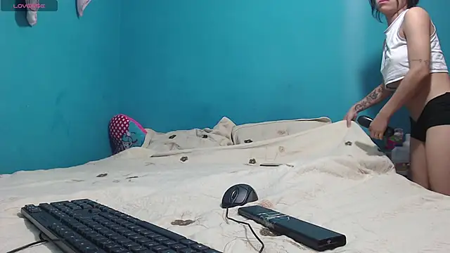 Snapshot of toxic_sweet_ chatting on September 2025 05:51:01 AM toxic sweet online show from September 2025 05:51:01 AM